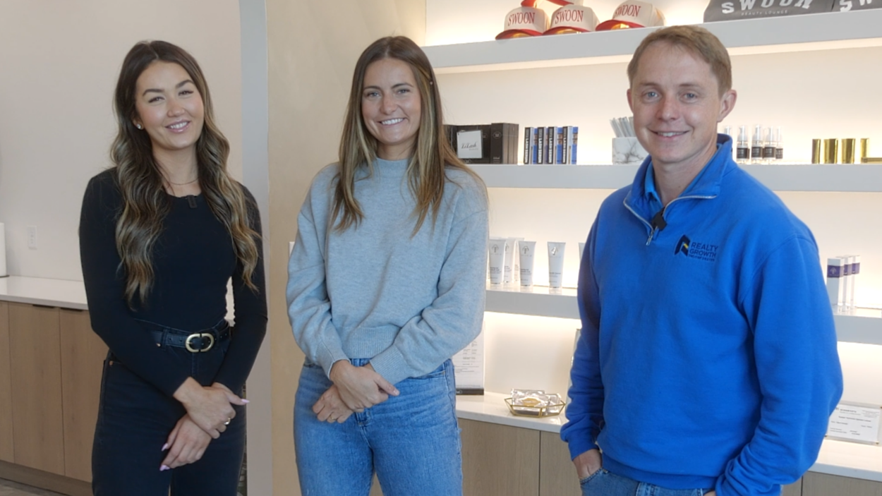 2025-10-10 13_04_12-Swoon TMU-mp4 - VLC media player-1-1